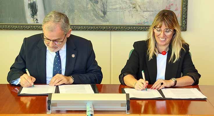 El rector de la UC y la consejera de Empleo y Políticas Sociales presentan la Cátedra Prevención Cantabria