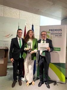 Fraternidad-Muprespa recibe el Premio de la Junta de Extremadura por la promoción de la seguridad vial laboral