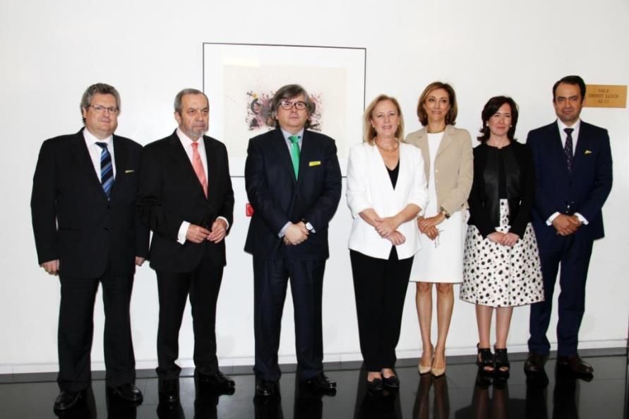 Junta Directiva y miembros de AESPLA junto con la Presidenta de la Comisión para las Políticas Integrales de la Discapacidad del Congreso de los Diputados durante el acto de presentación de la Guia de Accesibilidad