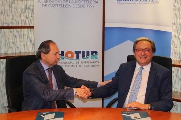 Unión de Mutuas y ASHOTUR Acuerdo